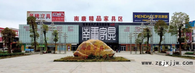 南康家具市場（楊曉明 攝）