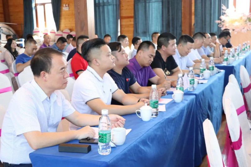 南康區家具協會召開第三屆一次理事會議