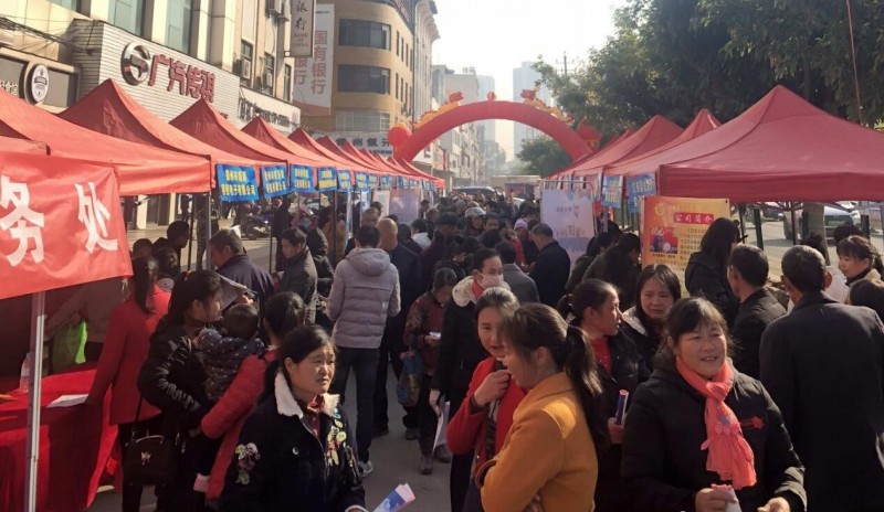 “送崗下鄉進唐江”家具企業為就業扶貧打頭陣！2