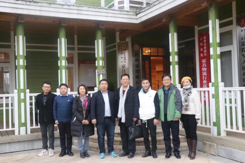 區家具協會會長顧建廈，區家具協會秘書長劉桂林，執行秘書長楊劍先后陪同考察