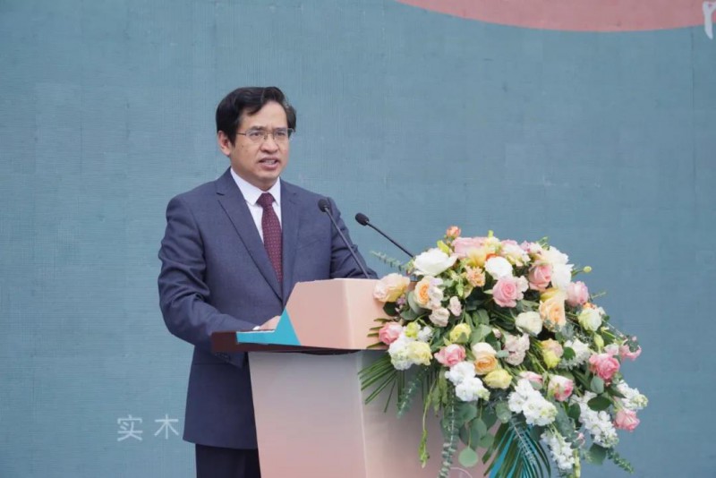 區委書記何善錦