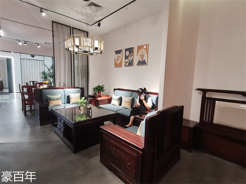 豪百年家具·企隆 東南亞紅檀/印尼花梨木家具展廳實(shí)拍