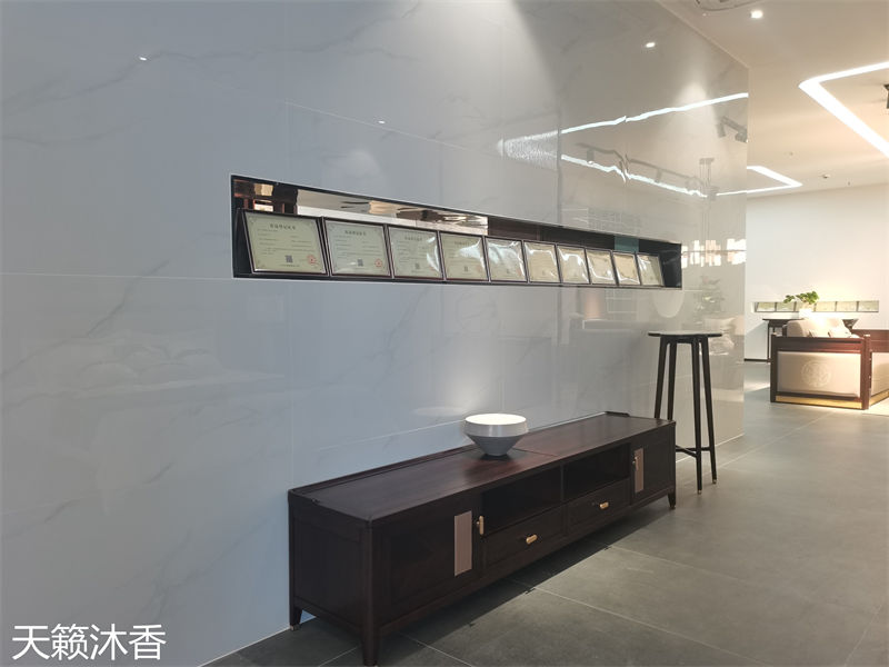 世紀(jì)豪軒·天籟沐香 蘭亭韻-悅系列時尚輕奢新中式風(fēng)格愛里古夷蘇木家具展廳實拍
