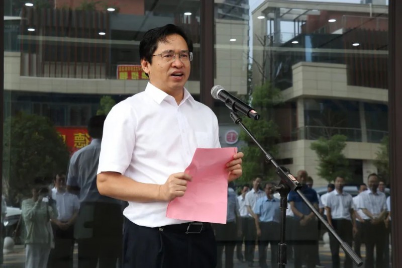 何善錦指出